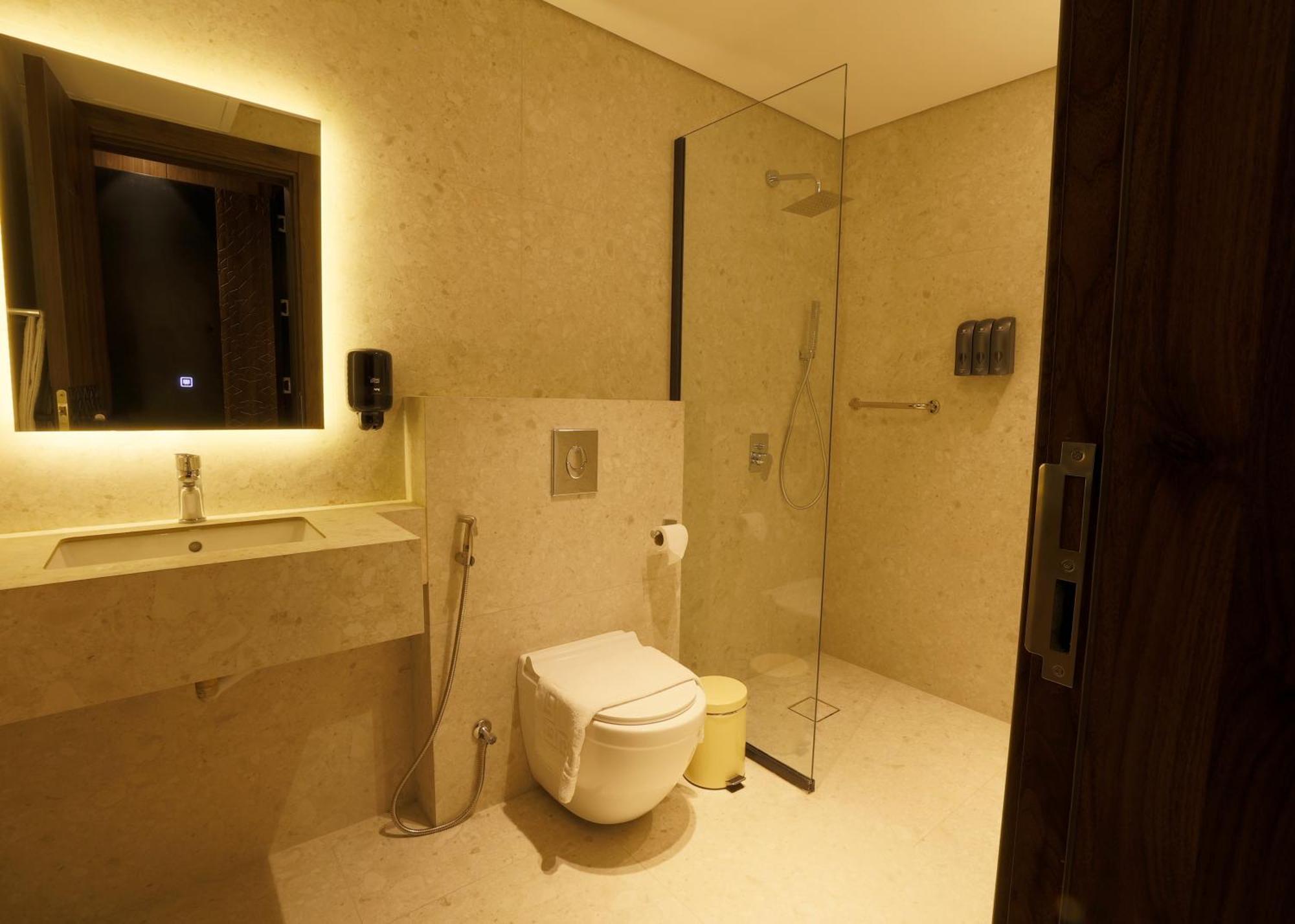 G Hotel Amman Exterior photo